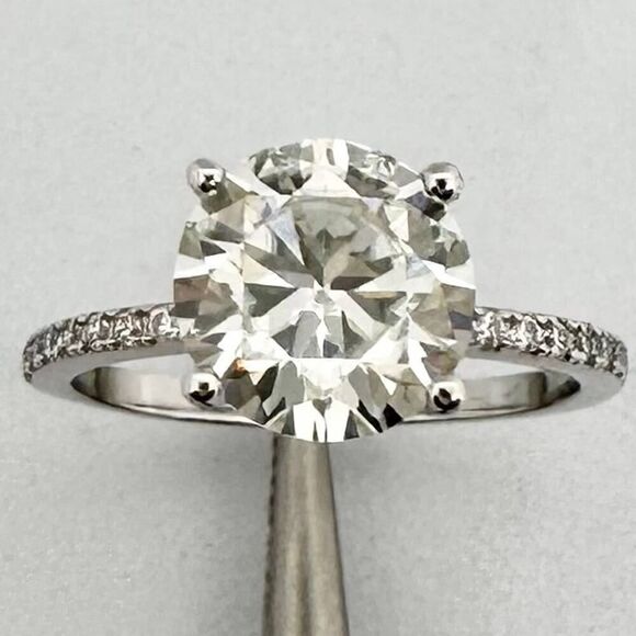 Moissanite Diamond Engagement Ring 2 Ct Brilliant 18K GRA Certified Size 7 - Picture 1 of 12